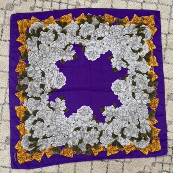 Absolutely Gorgeous CHANEL Silk Scarf - Picture 2 of 5